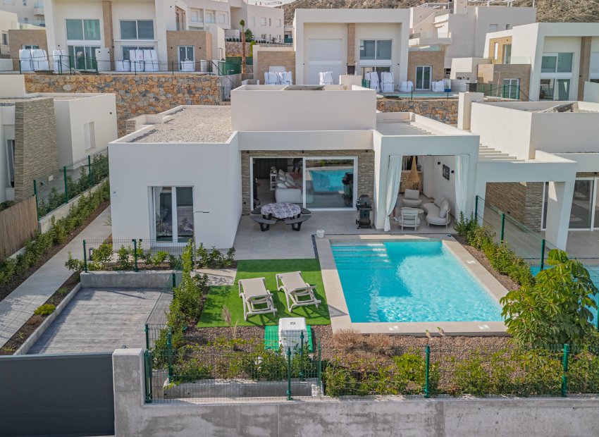 Resale - Villa -
Algorfa - La Finca Golf