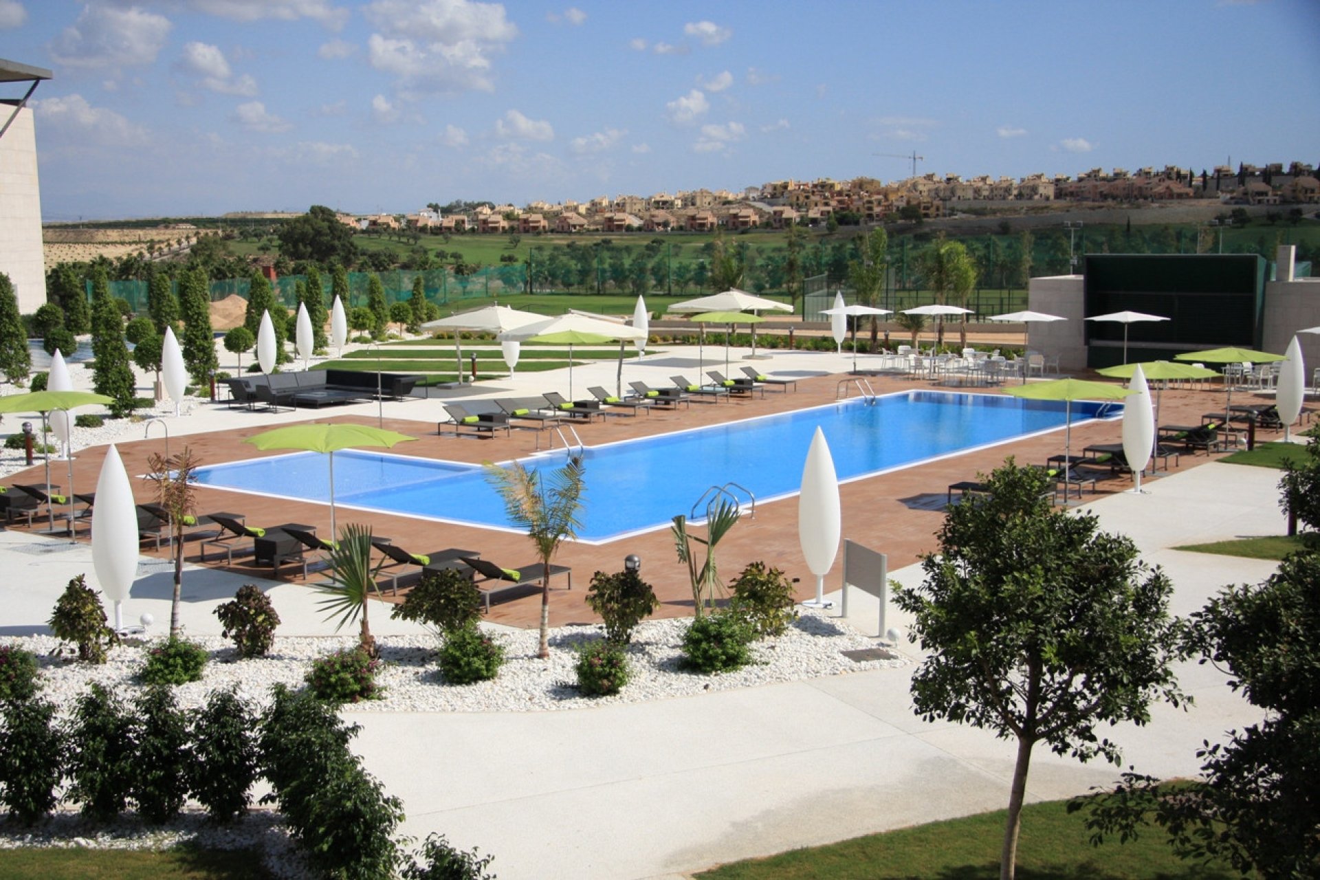 Resale - Villa -
Algorfa - La Finca Golf