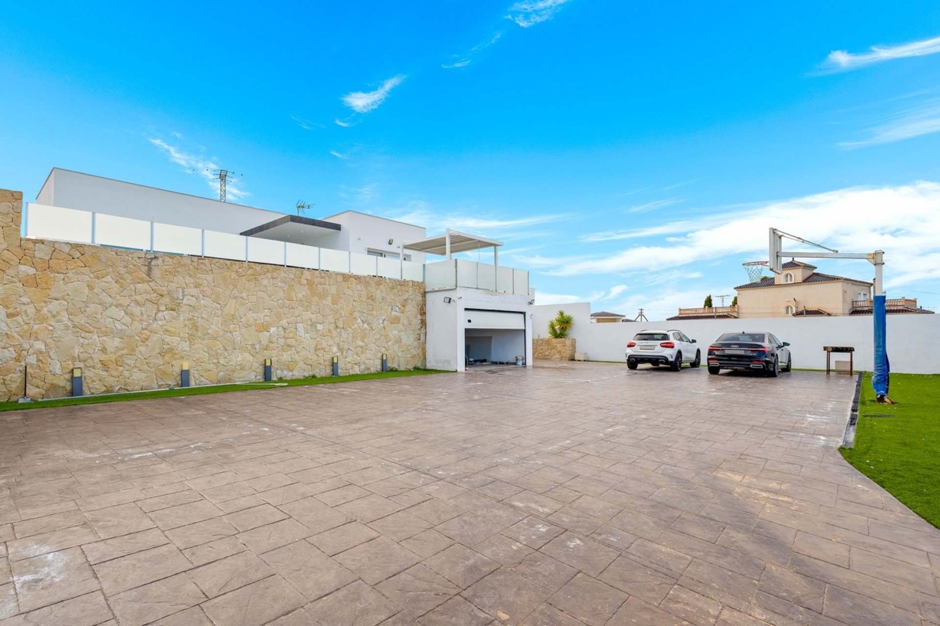 Resale - Villa -
Algorfa