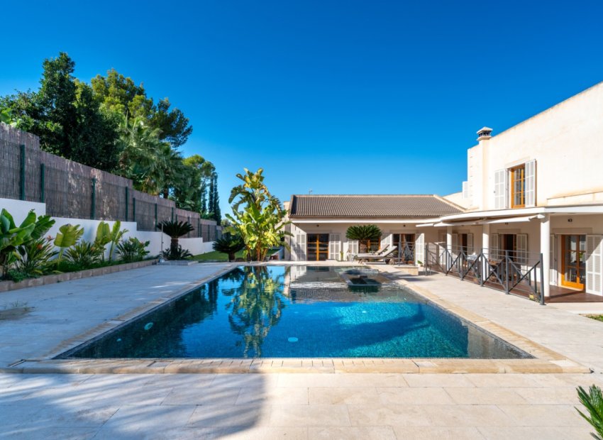 Resale - Villa -
Calviá - Mallorca
