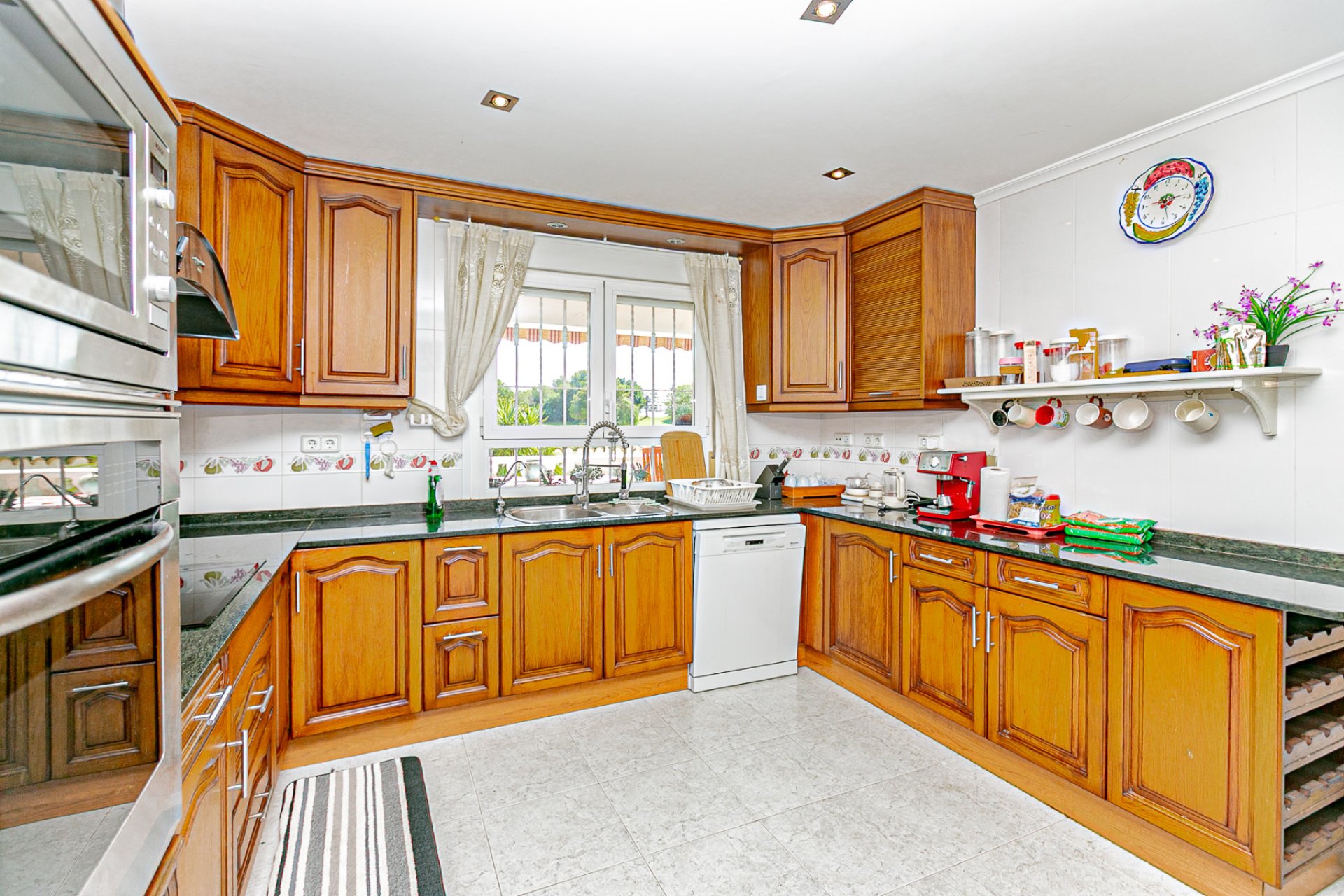 Resale - Villa -
Campoamor - Campoamor Golf