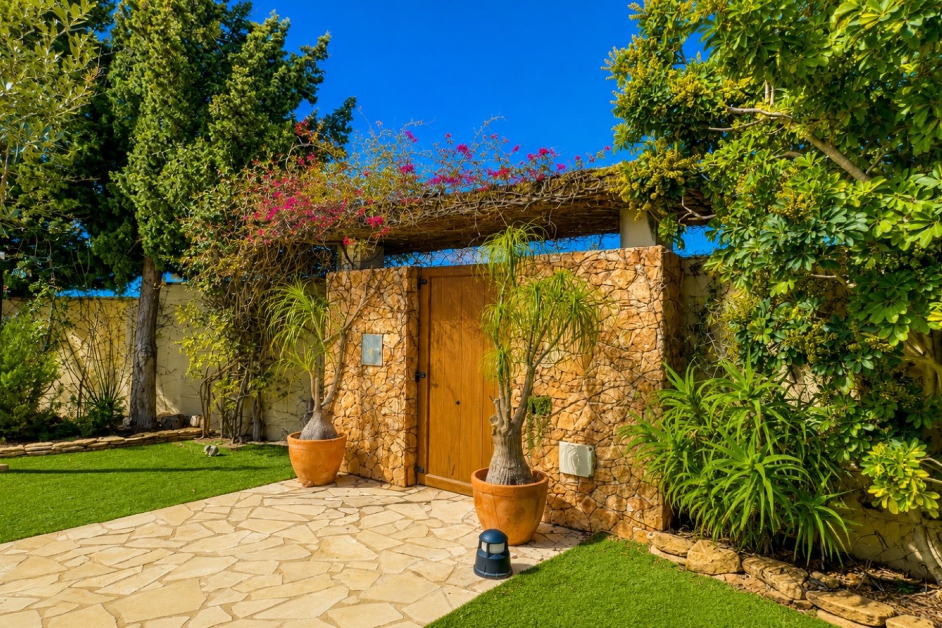 Resale - Villa -
Campoamor - Dehesa de Campoamor