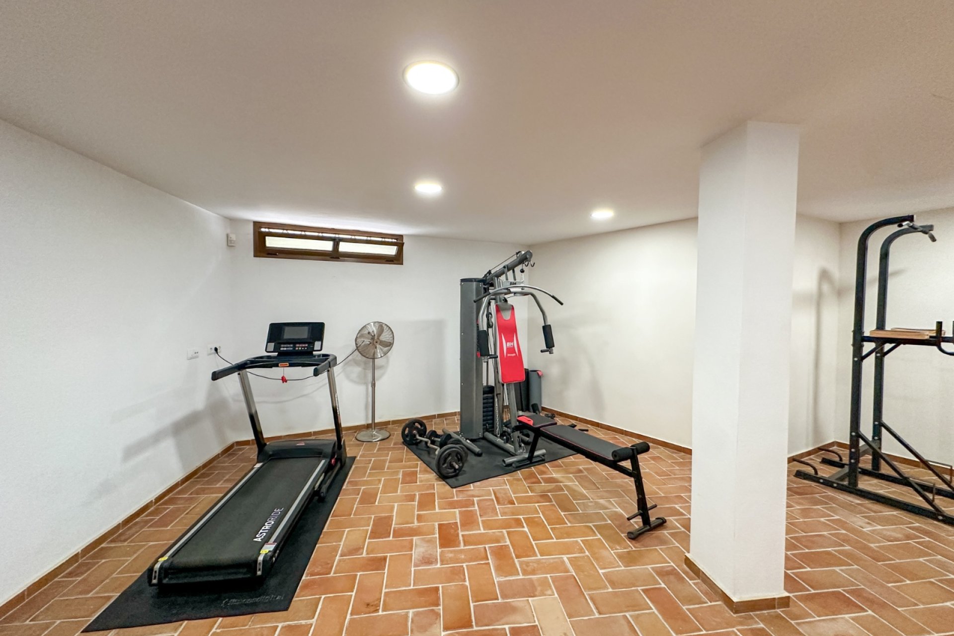 Resale - Villa -
Campoamor - Dehesa de Campoamor
