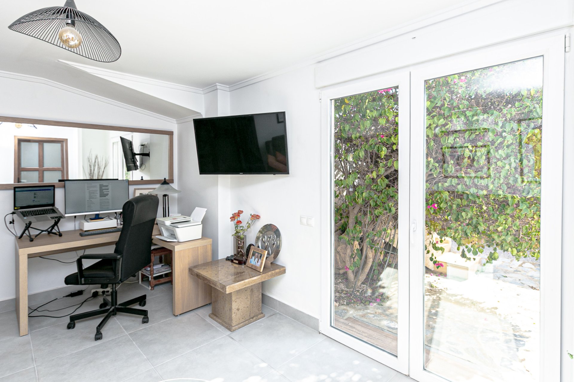 Resale - Villa -
Campoamor - Lomas de Don Juan