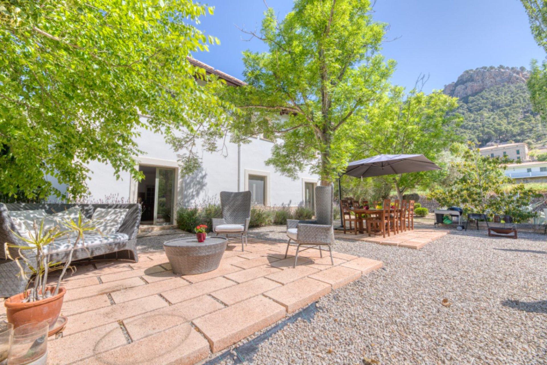 Resale - Villa -
Esporlas - Mallorca