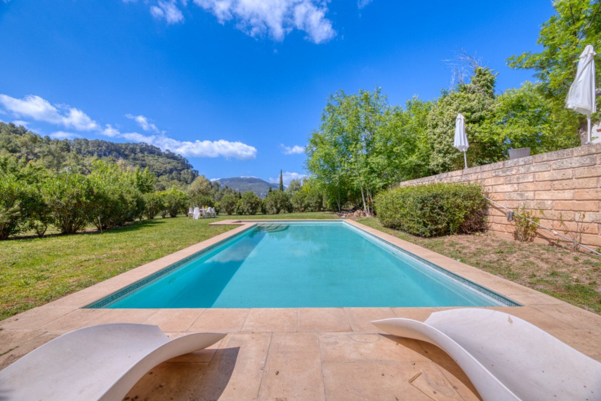 Resale - Villa -
Esporlas - Mallorca