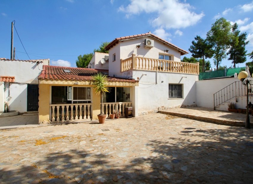 Resale - Villa -
Fortuna