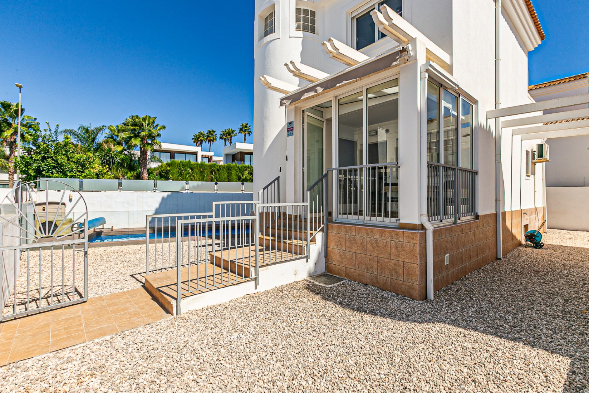 Resale - Villa -
La Marina