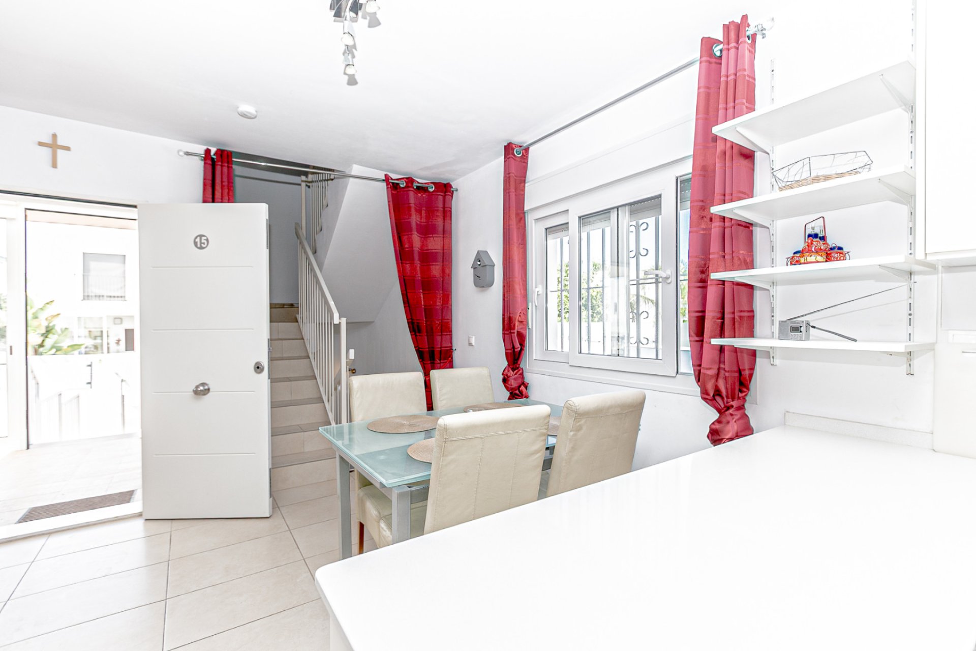 Resale - Villa -
La Marina