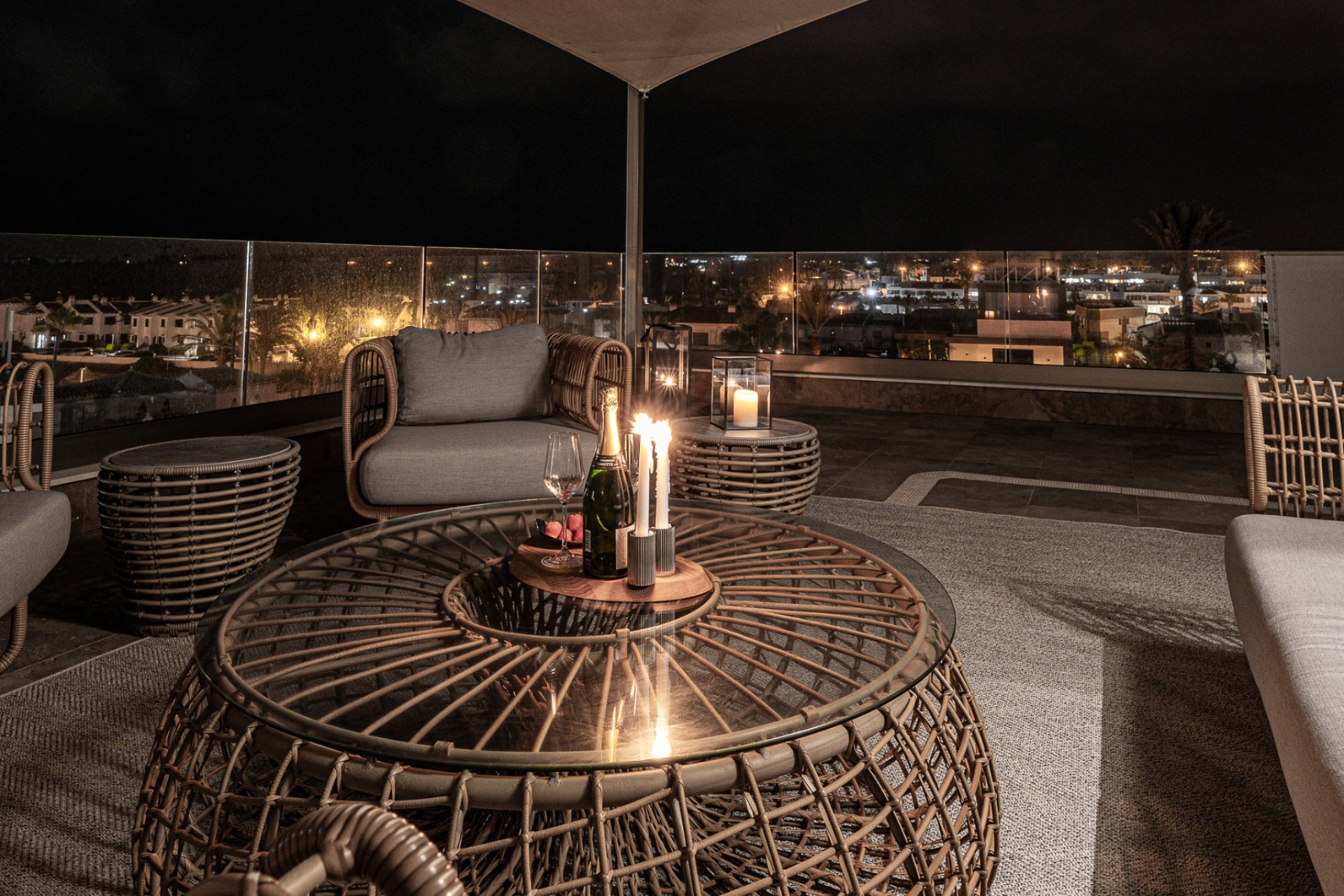 Resale - Villa -
La Zenia - Beachside