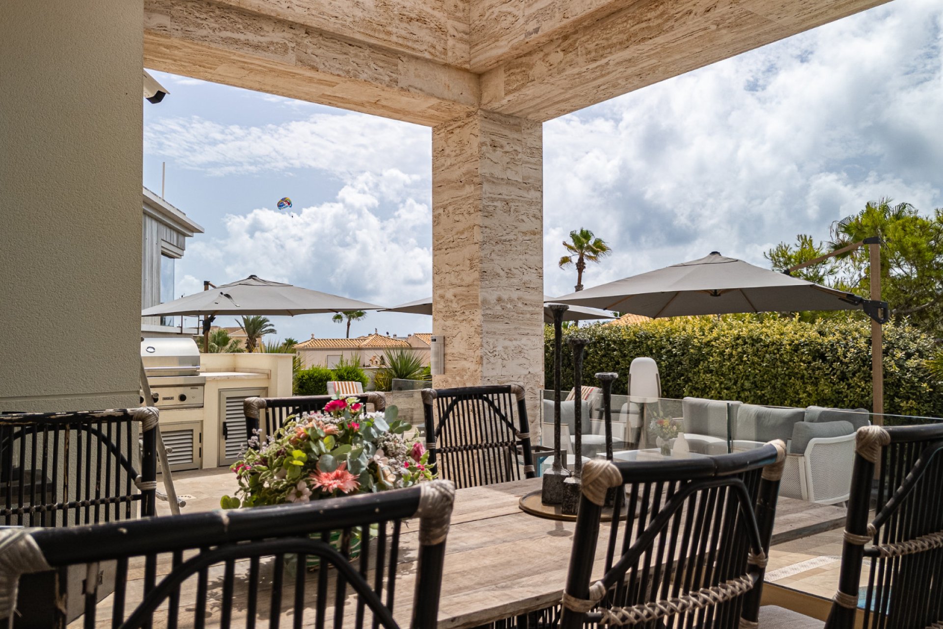 Resale - Villa -
La Zenia - Beachside