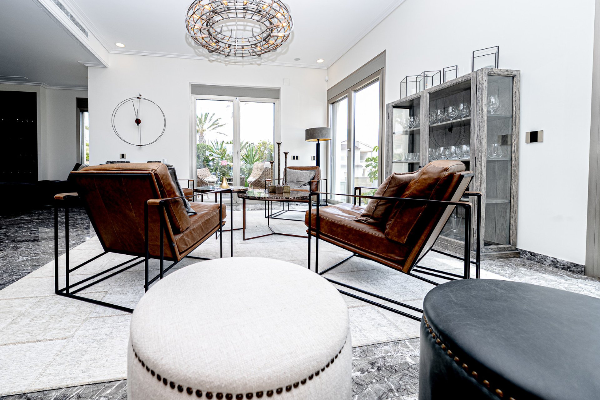 Resale - Villa -
La Zenia - Beachside