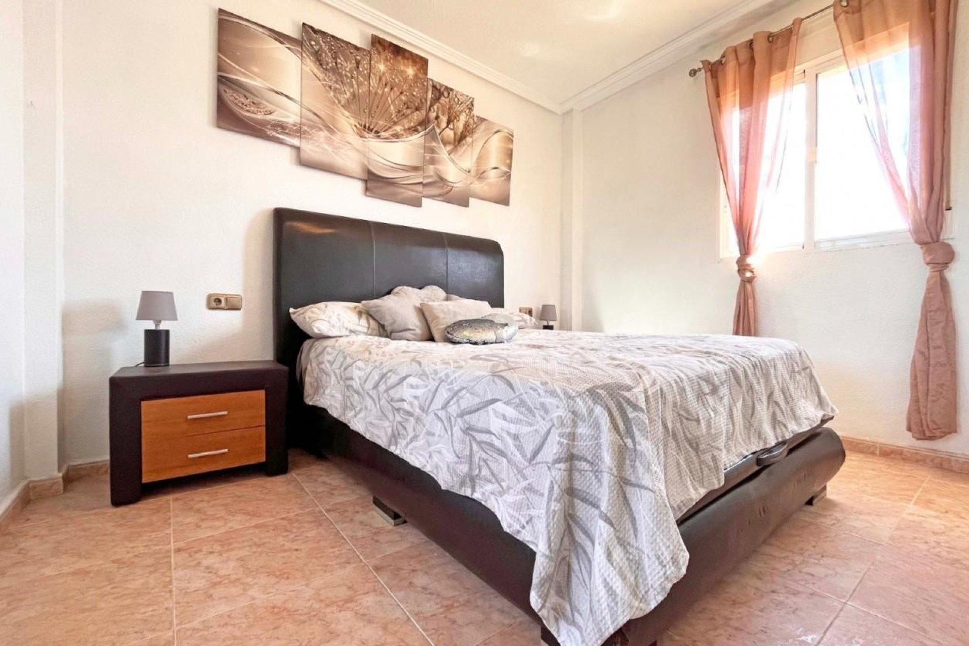 Resale - Villa -
La Zenia