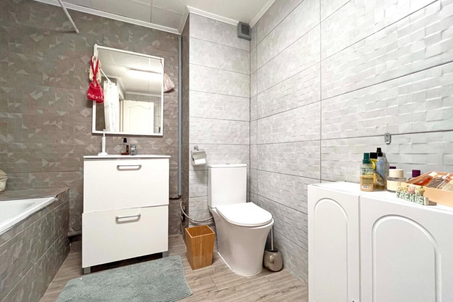 Resale - Villa -
La Zenia