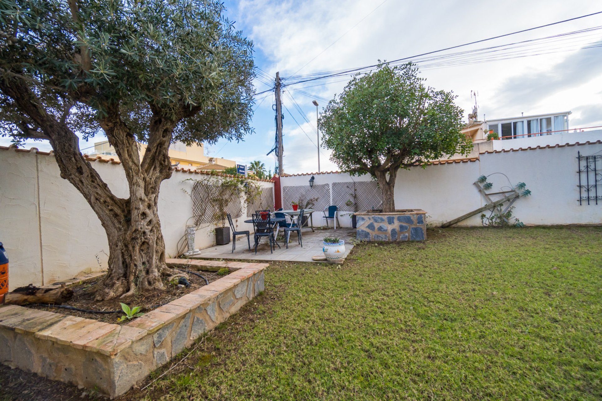 Resale - Villa -
Lomas de Cabo Roig
