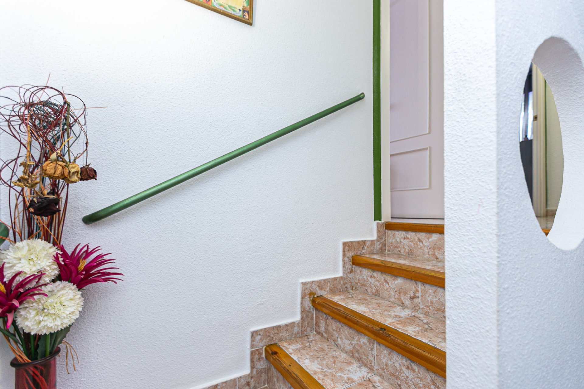 Resale - Villa -
Los Altos