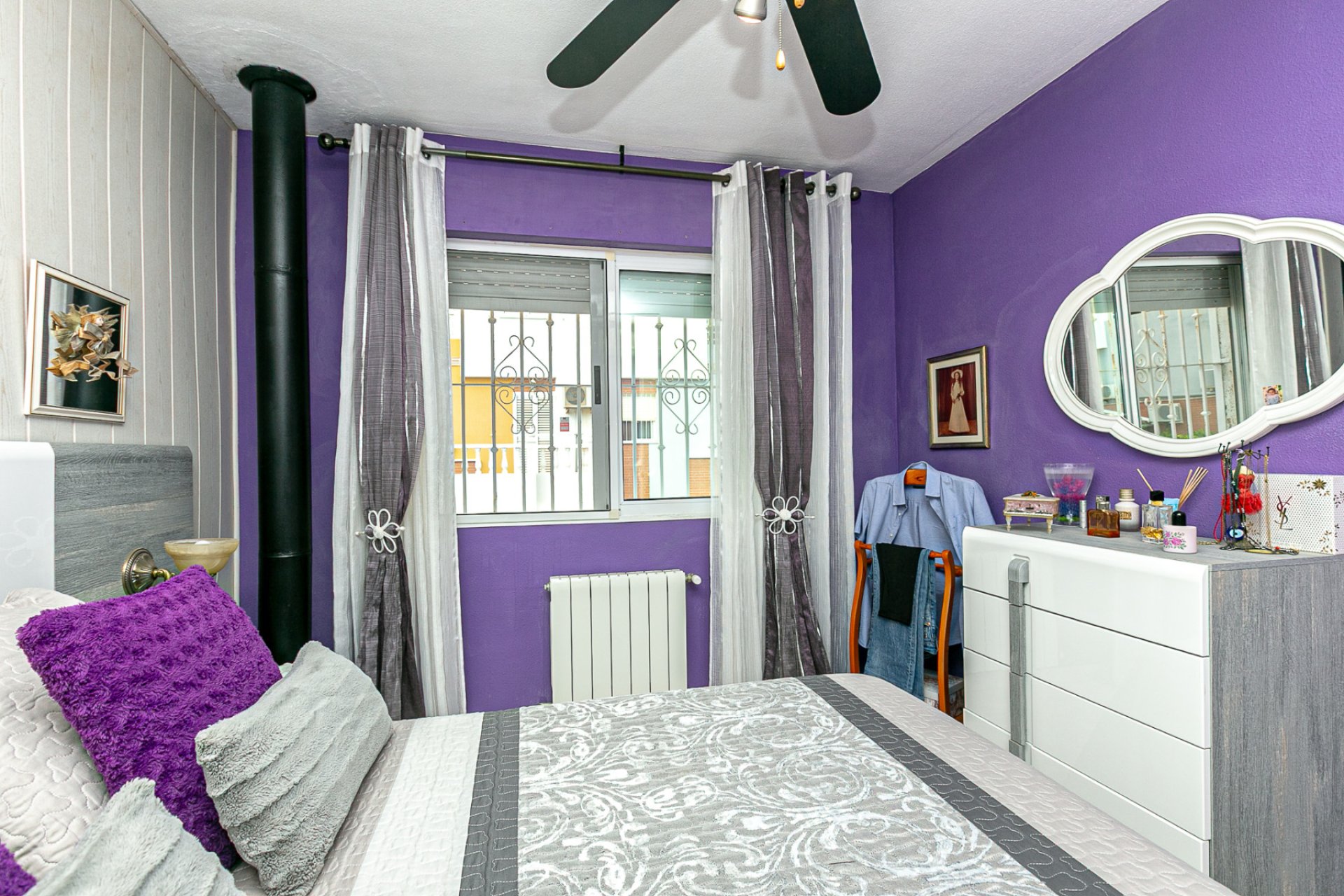 Resale - Villa -
Los Altos
