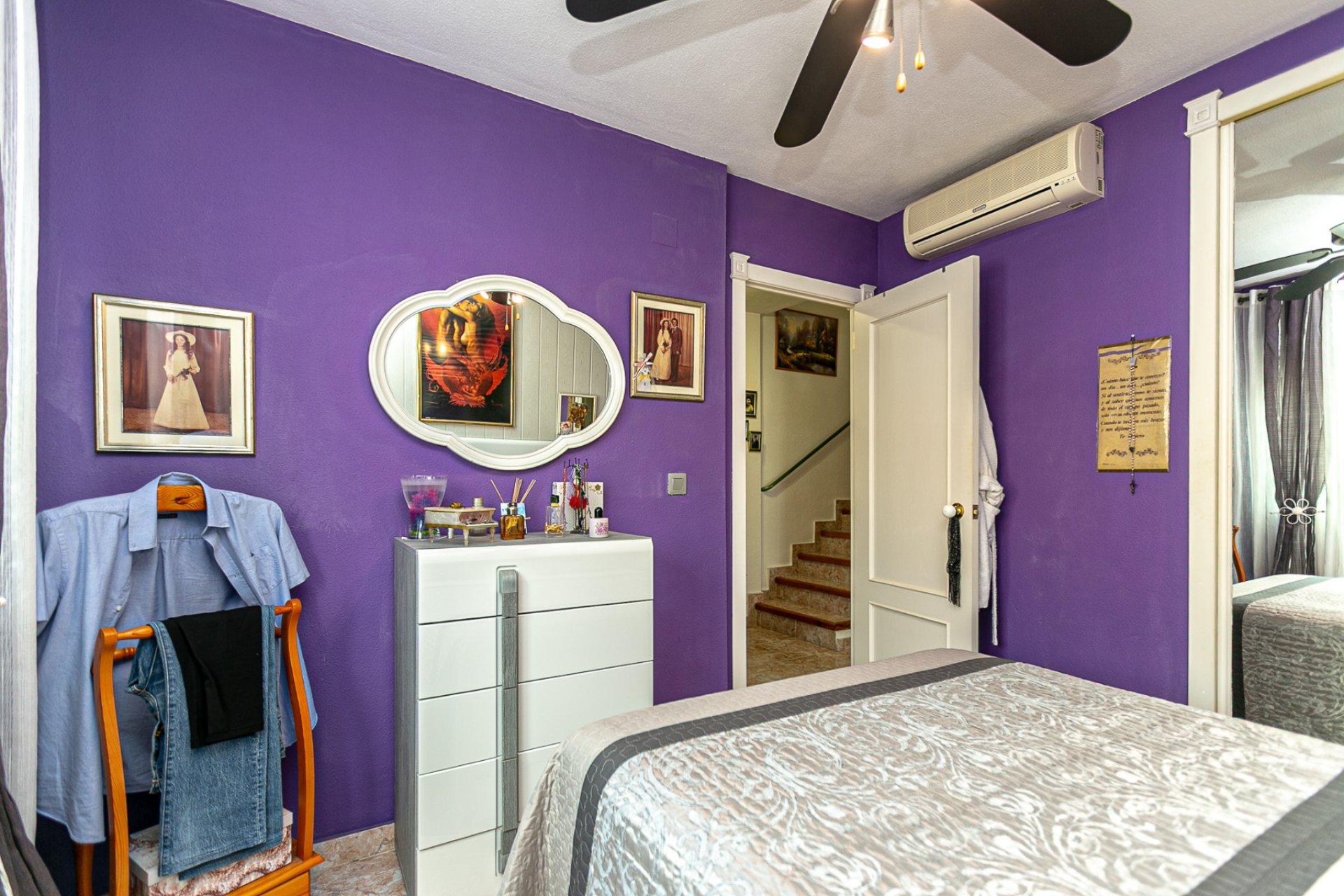 Resale - Villa -
Los Altos