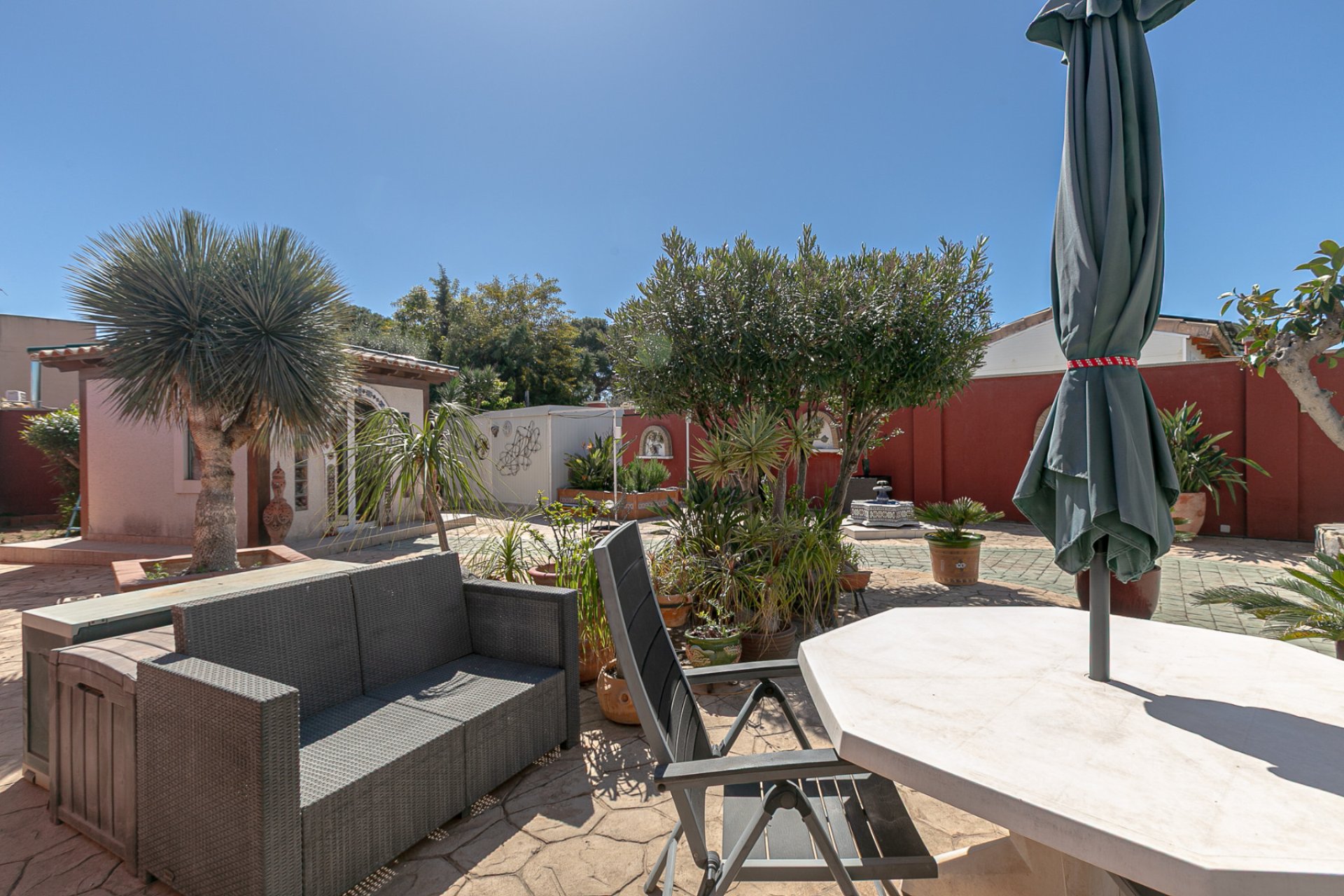 Resale - Villa -
Los Balcones - Los Balcones - Los Altos del Edén