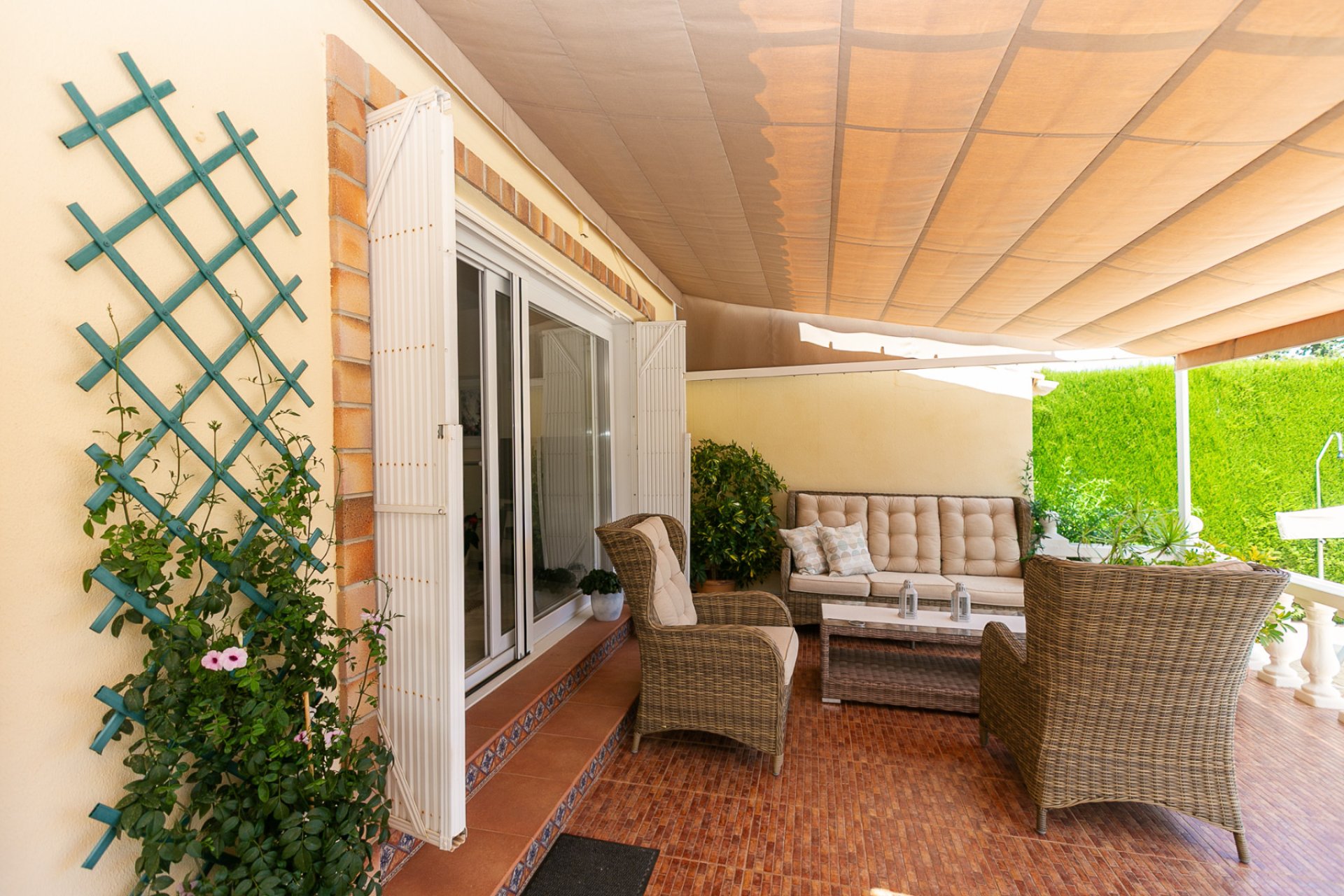 Resale - Villa -
Los Balcones - Los Balcones - Los Altos del Edén