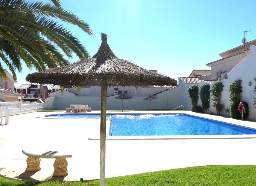 Resale - Villa -
Los Dolses - Villamartin