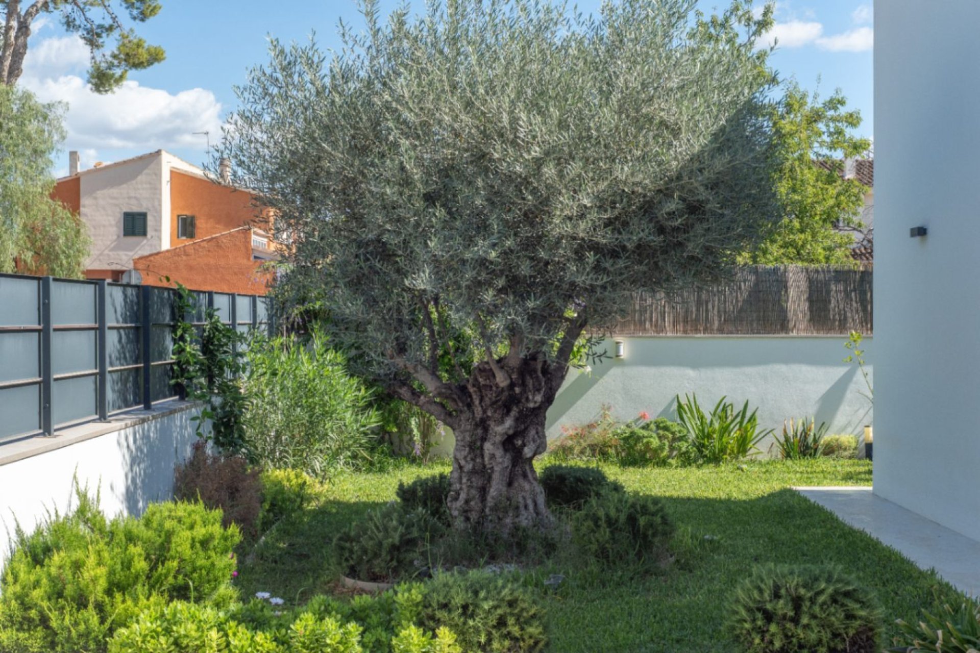 Resale - Villa -
Marrachí - Mallorca
