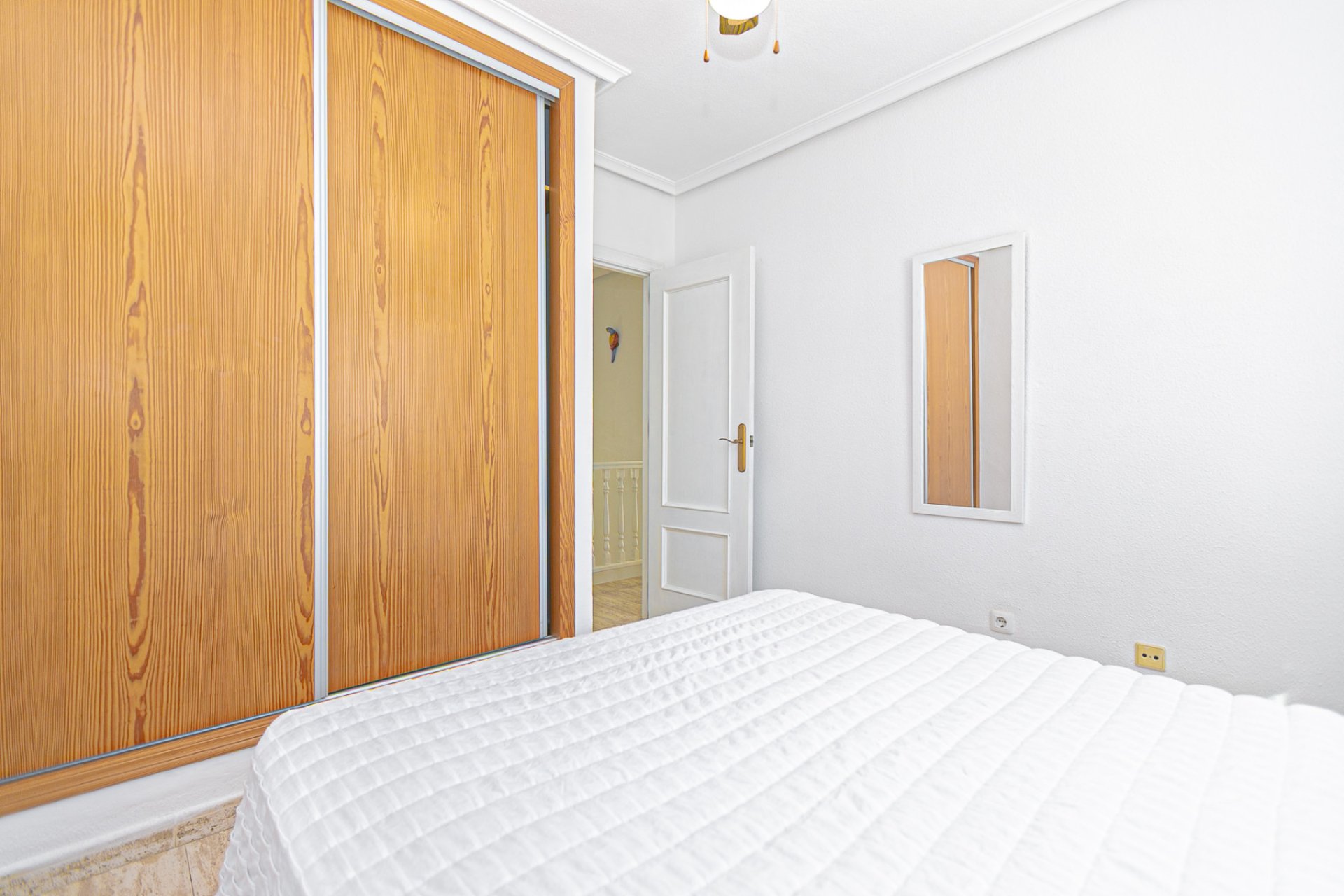 Resale - Villa -
Mil Palmeras - Riomar