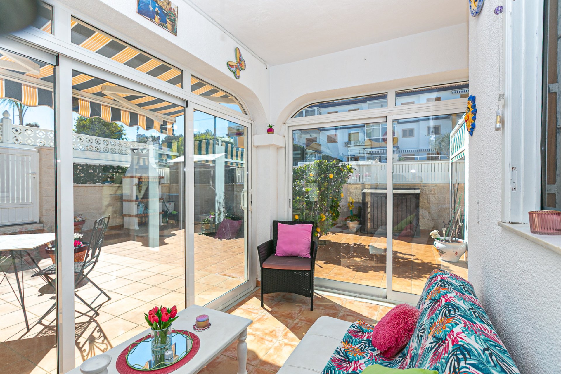 Resale - Villa -
Mil Palmeras - Riomar