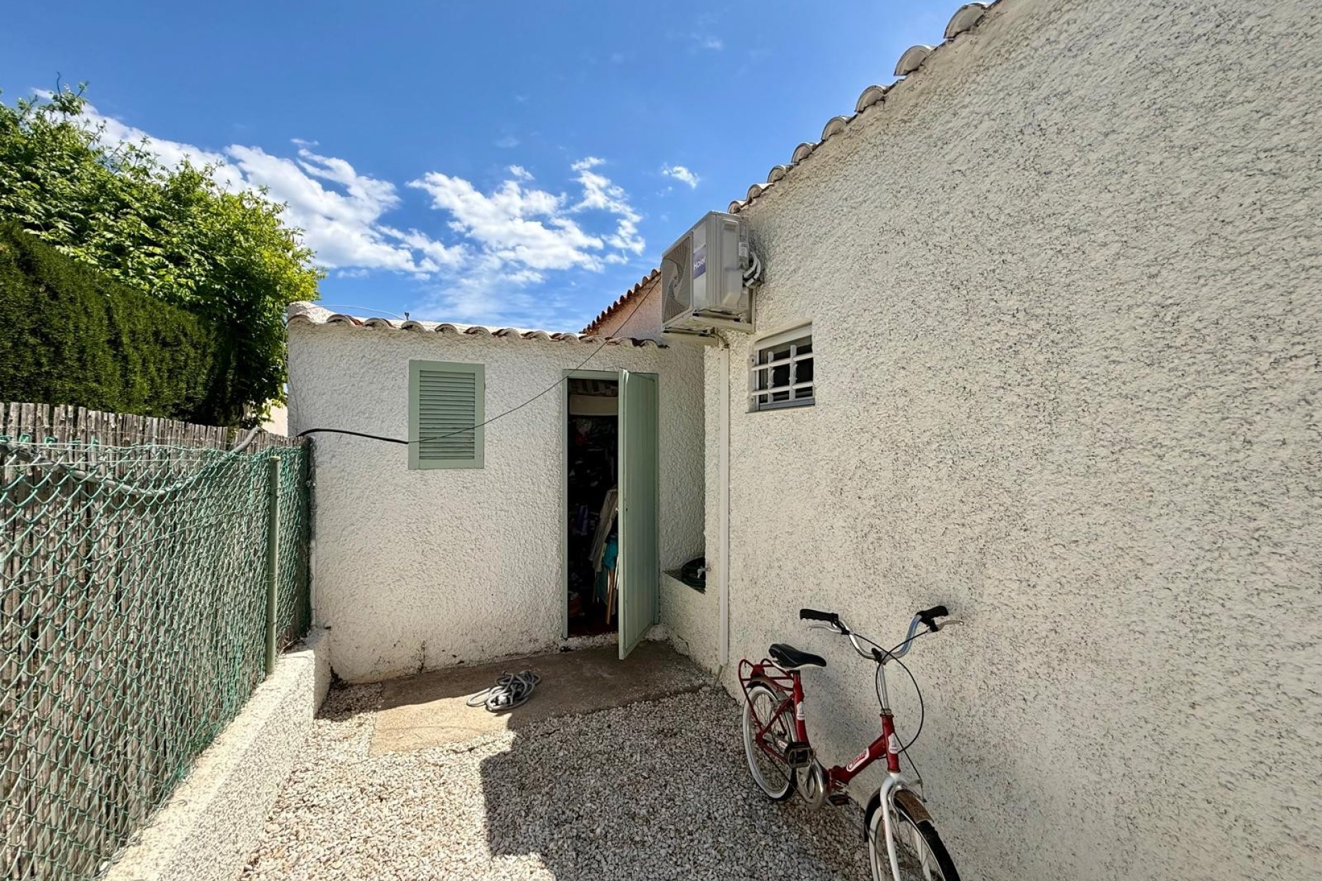 Resale - Villa -
Orihuela Costa - Campoamor