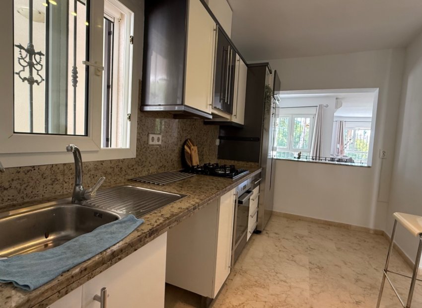 Resale - Villa -
Orihuela Costa - Costa Blanca Sur