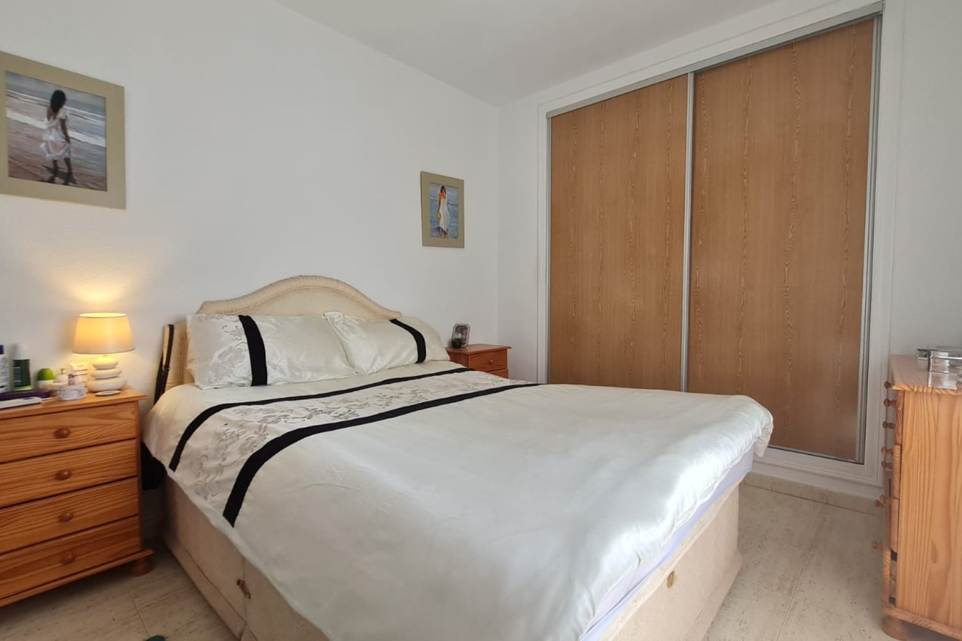 Resale - Villa -
Orihuela Costa - La Florida