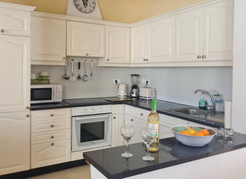 Resale - Villa -
Orihuela Costa - La Florida