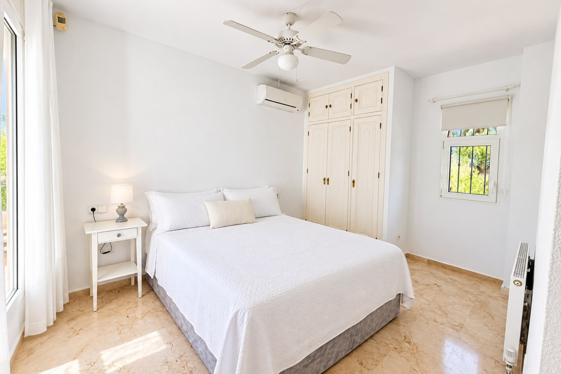 Resale - Villa -
Orihuela Costa - Las Ramblas