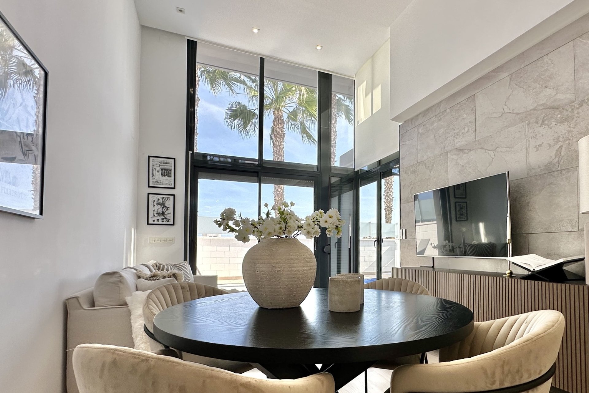 Resale - Villa -
Orihuela Costa - Lomas de Cabo Roig