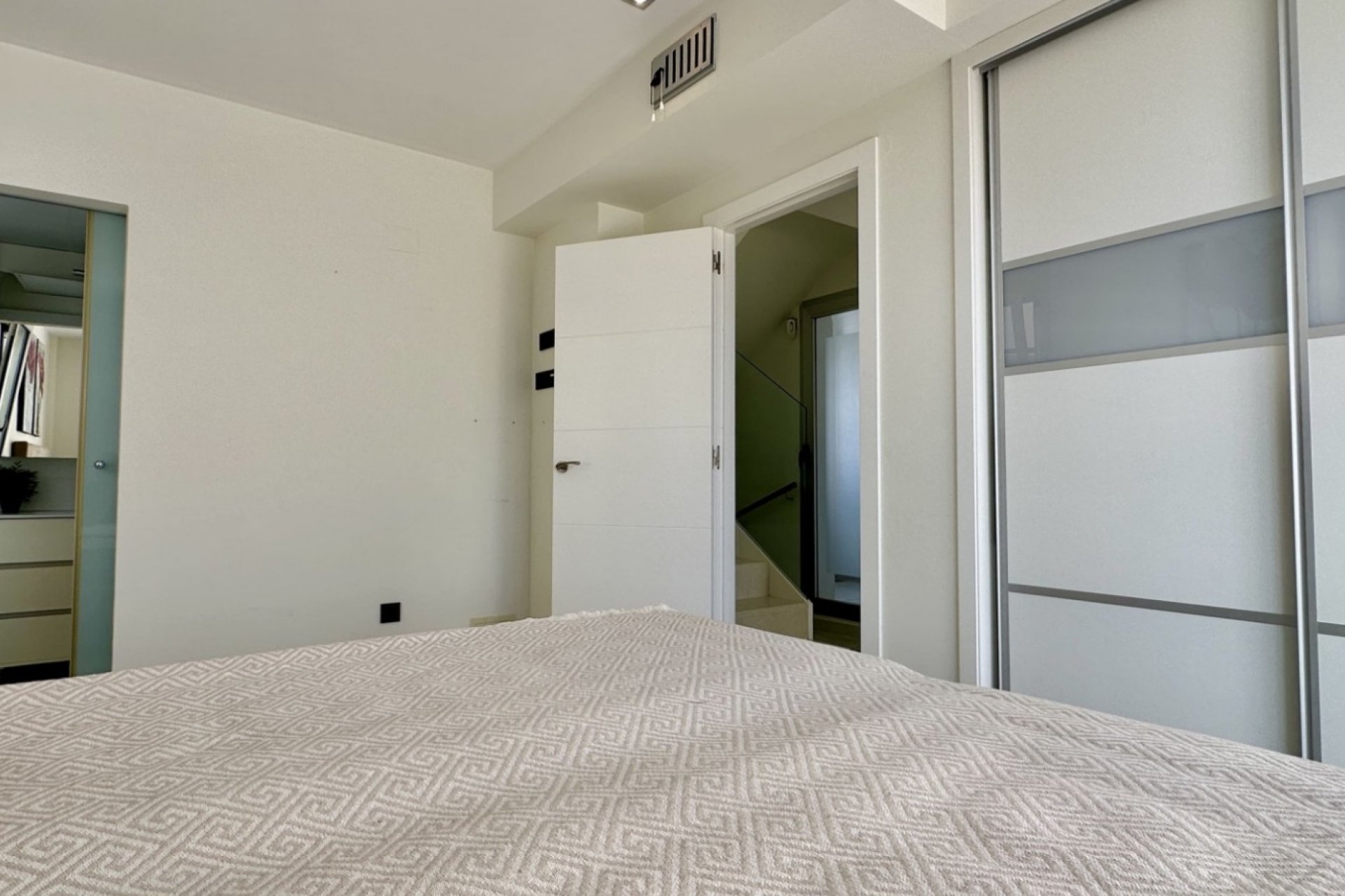 Resale - Villa -
Orihuela Costa - Lomas de Cabo Roig