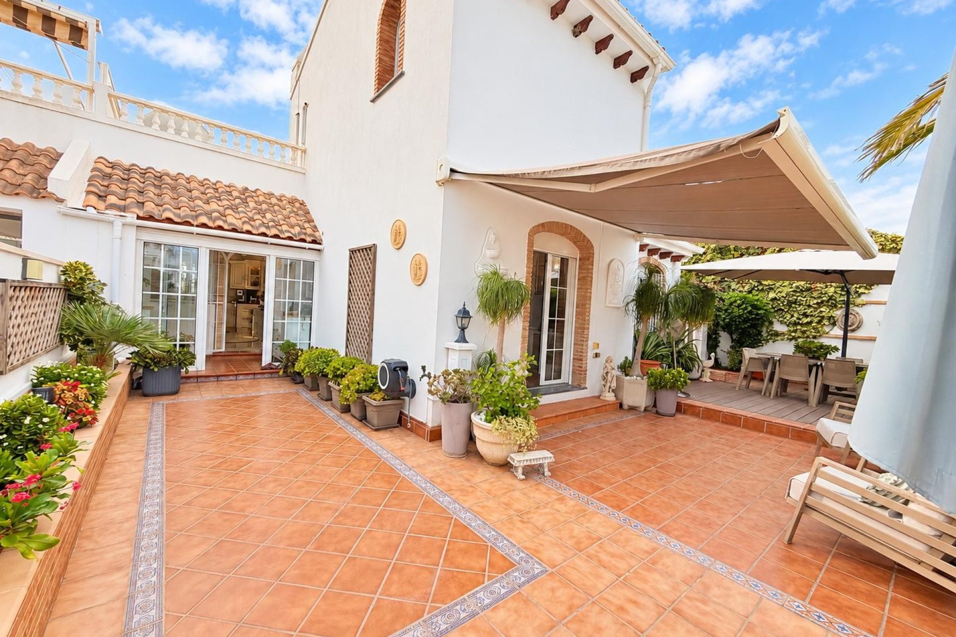 Resale - Villa -
Orihuela Costa - Lomas de Cabo Roig