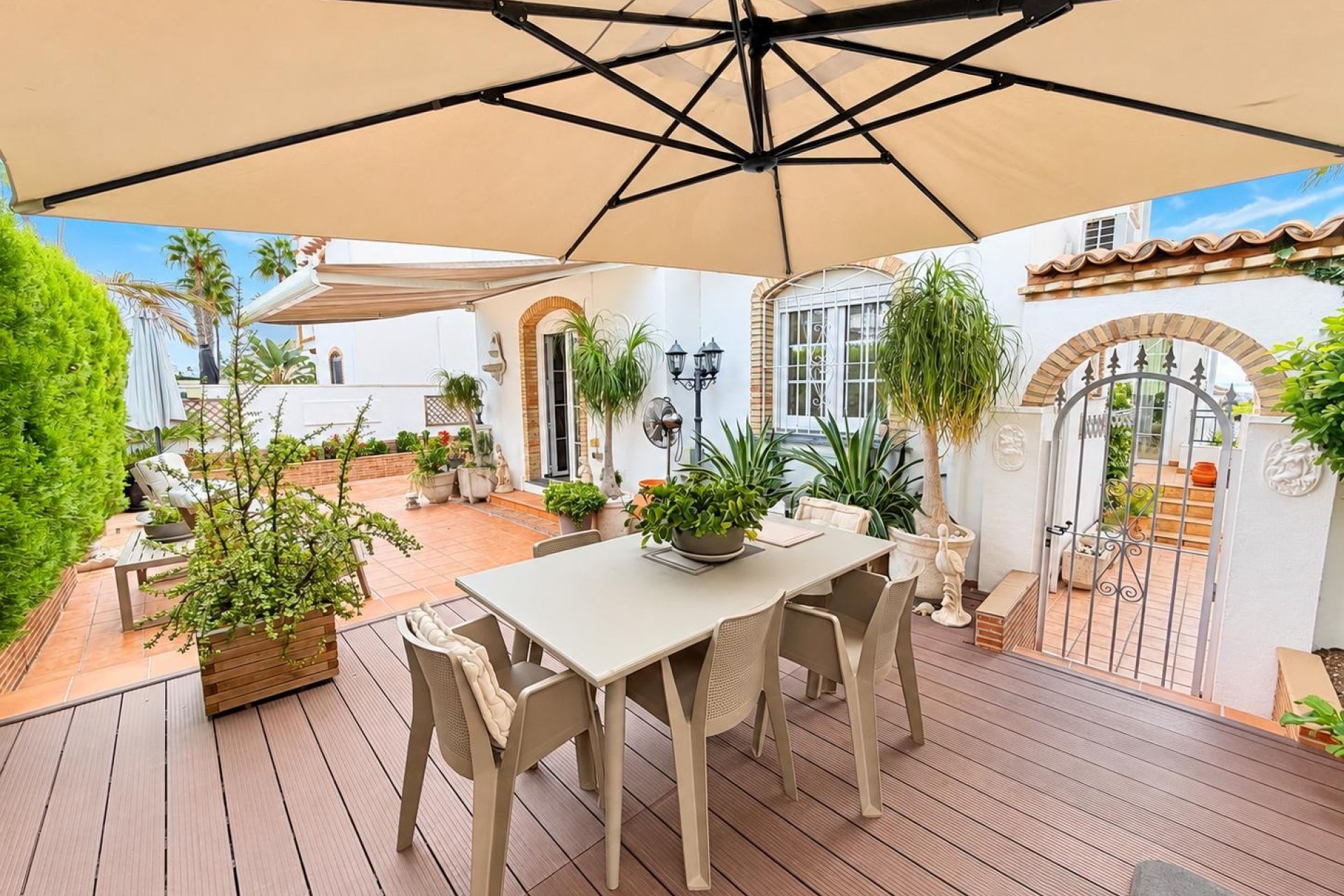 Resale - Villa -
Orihuela Costa - Lomas de Cabo Roig