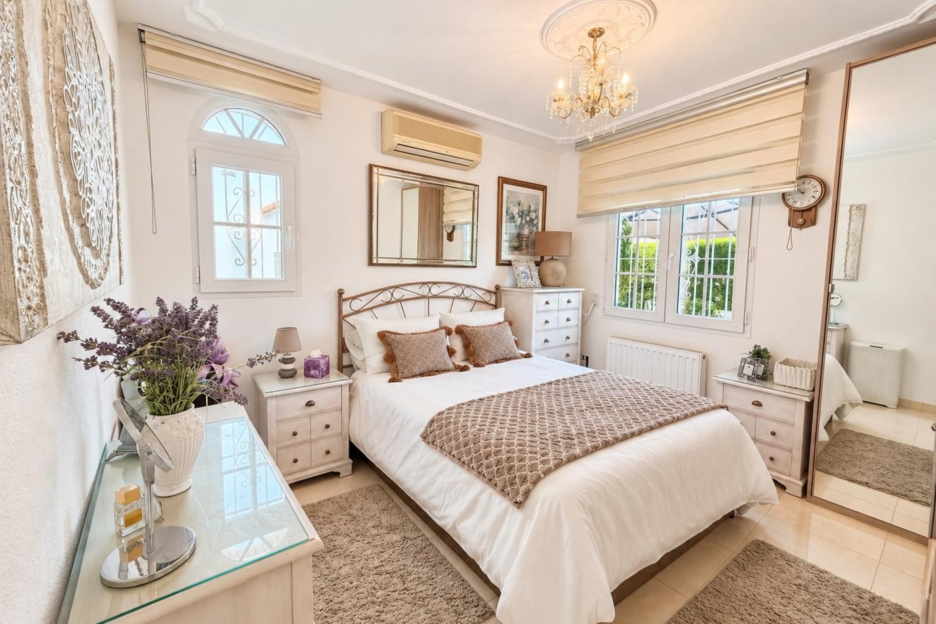 Resale - Villa -
Orihuela Costa - Lomas de Cabo Roig
