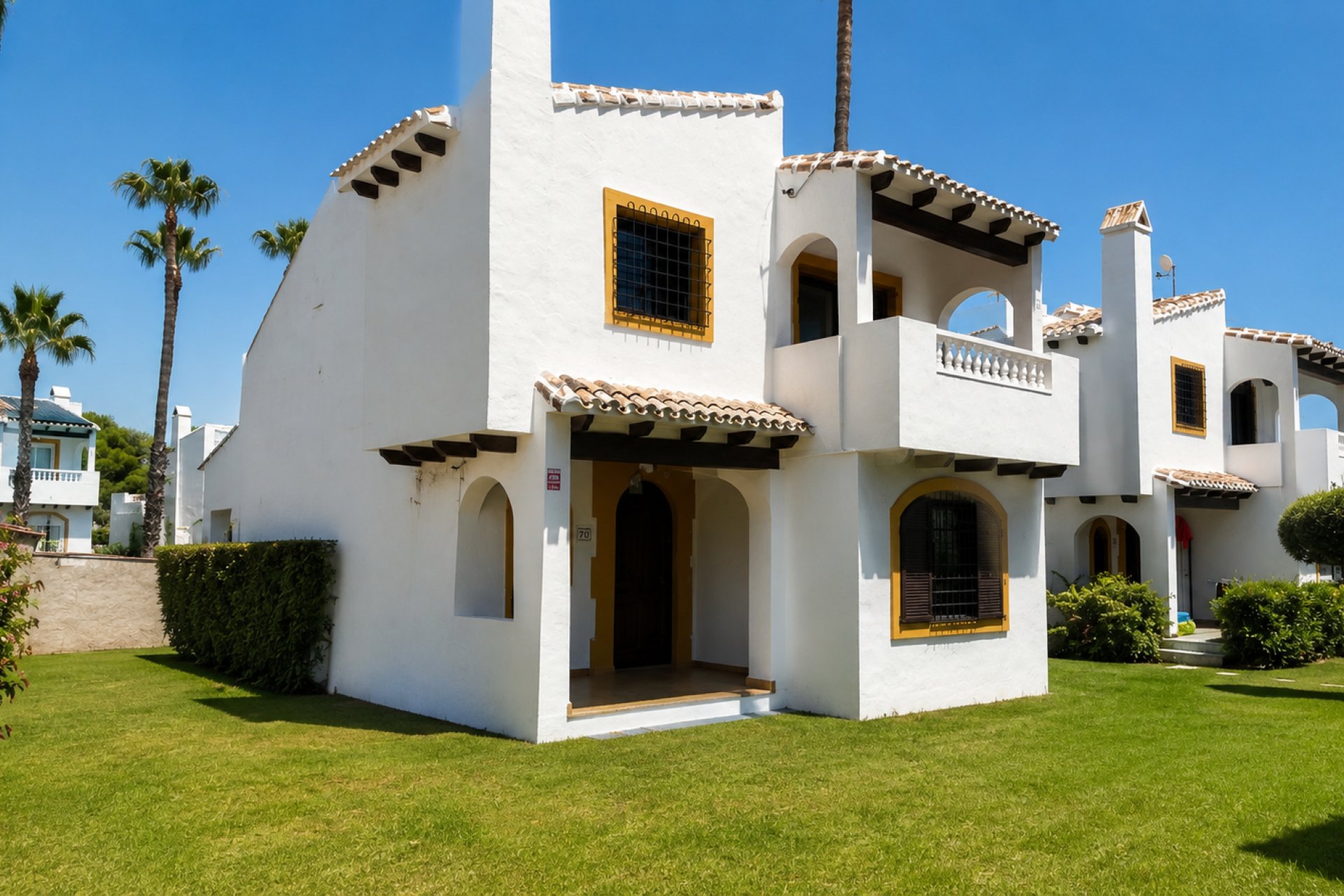 Resale - Villa -
Orihuela Costa - Los Dolses