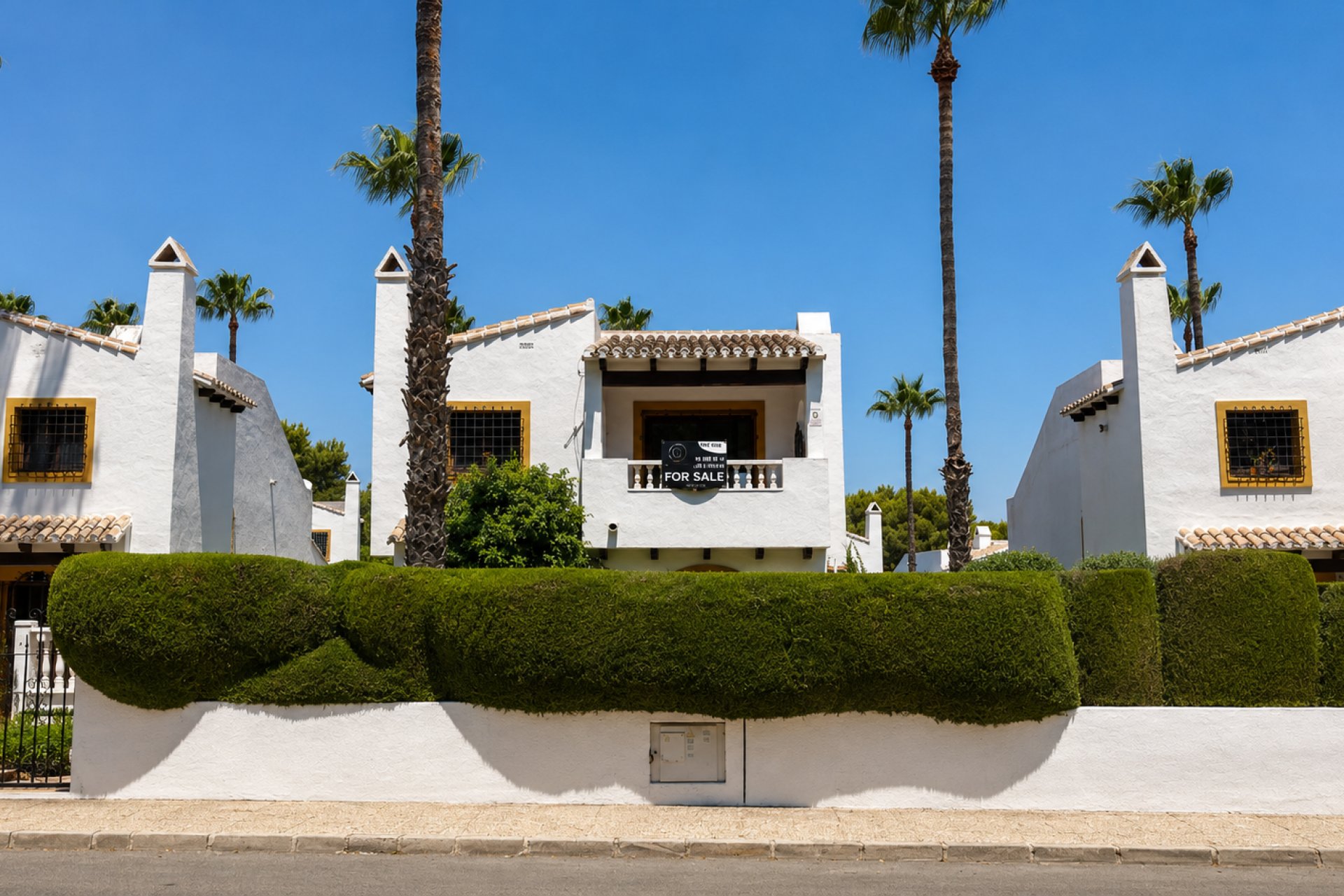 Resale - Villa -
Orihuela Costa - Los Dolses