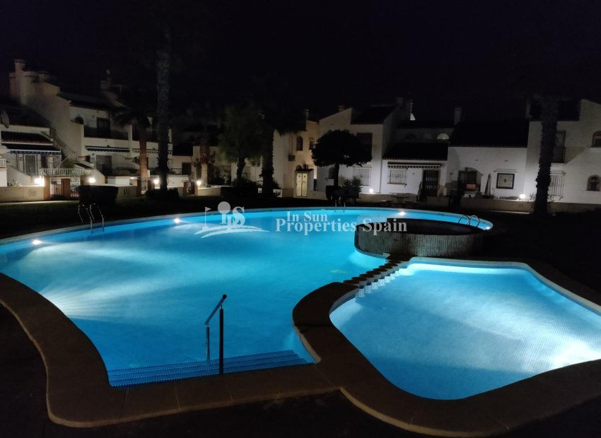 Resale - Villa -
Orihuela Costa - Los Dolses