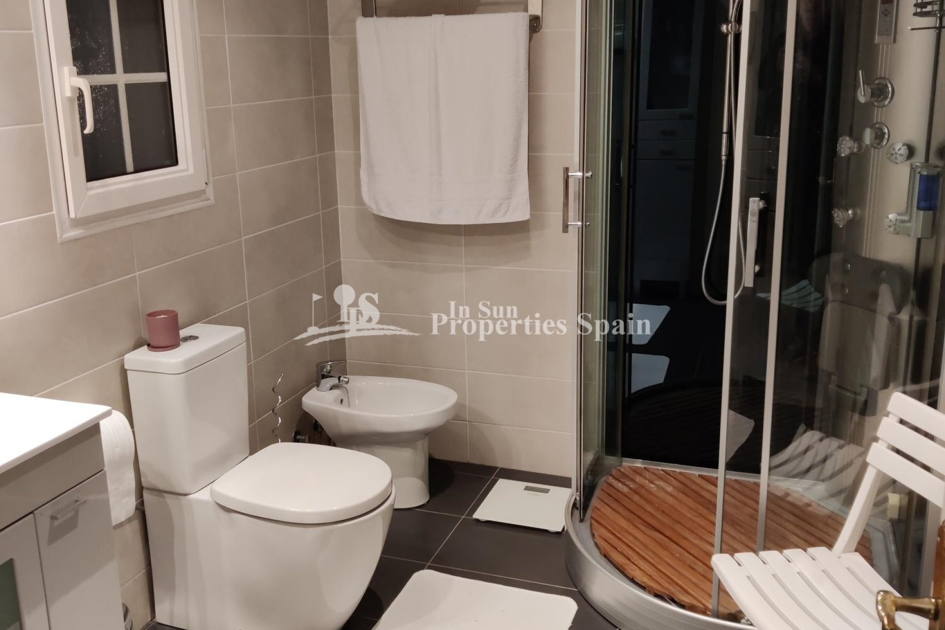 Resale - Villa -
Orihuela Costa - Los Dolses