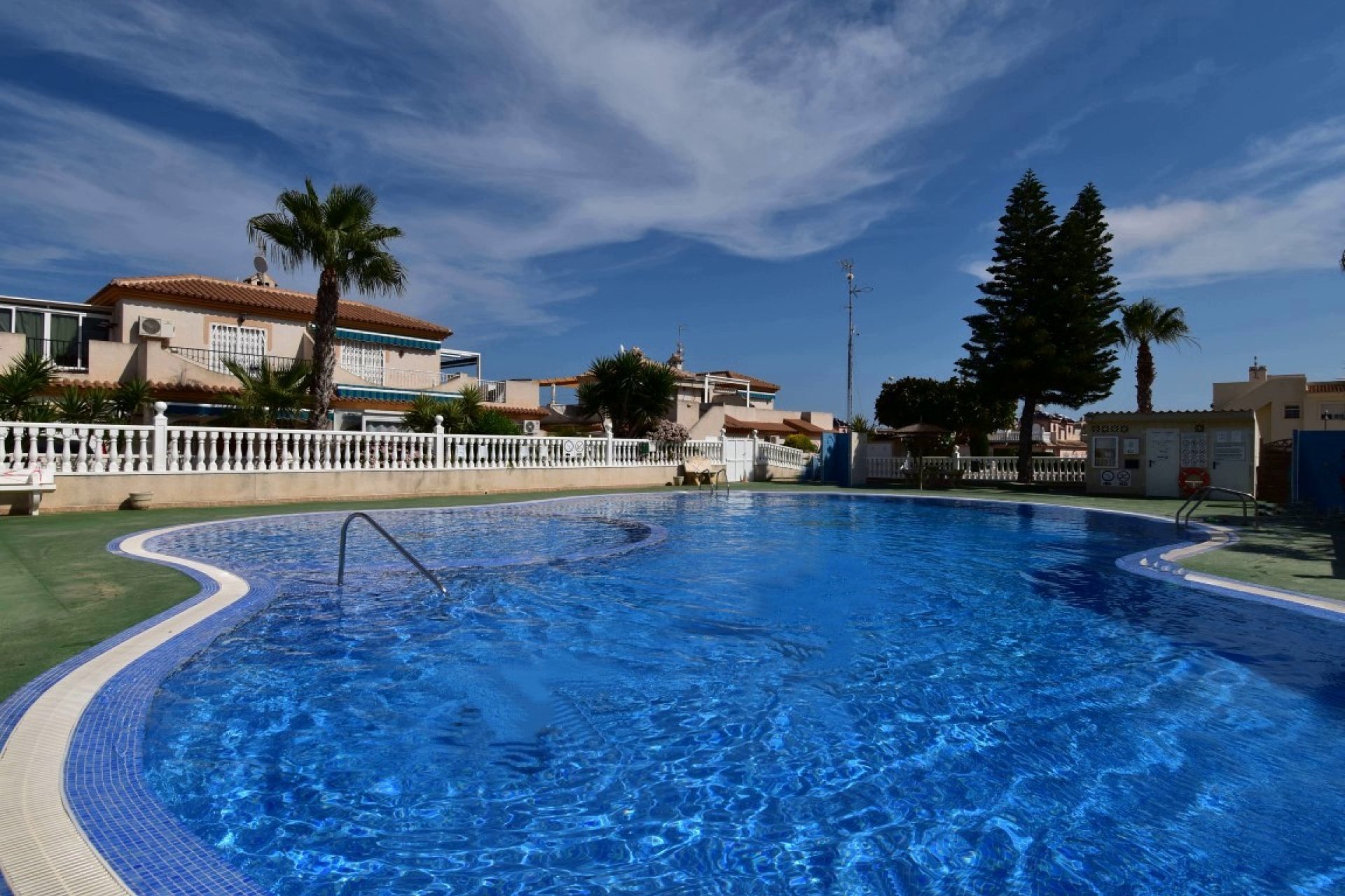 Resale - Villa -
Orihuela Costa - Playa Flamenca