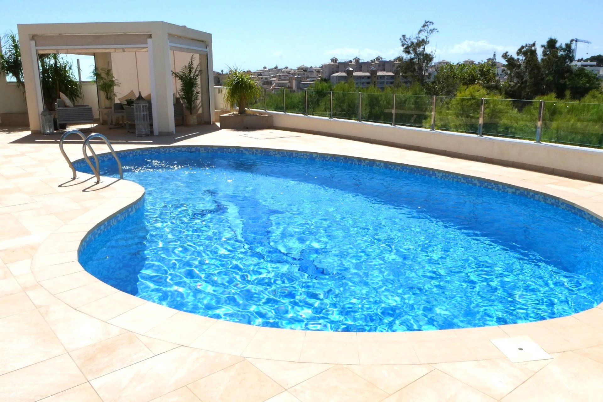 Resale - Villa -
Orihuela Costa - Villamartin Los Dolses