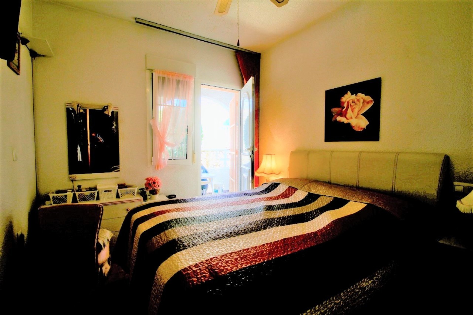 Resale - Villa -
Orihuela Costa - Villamartin