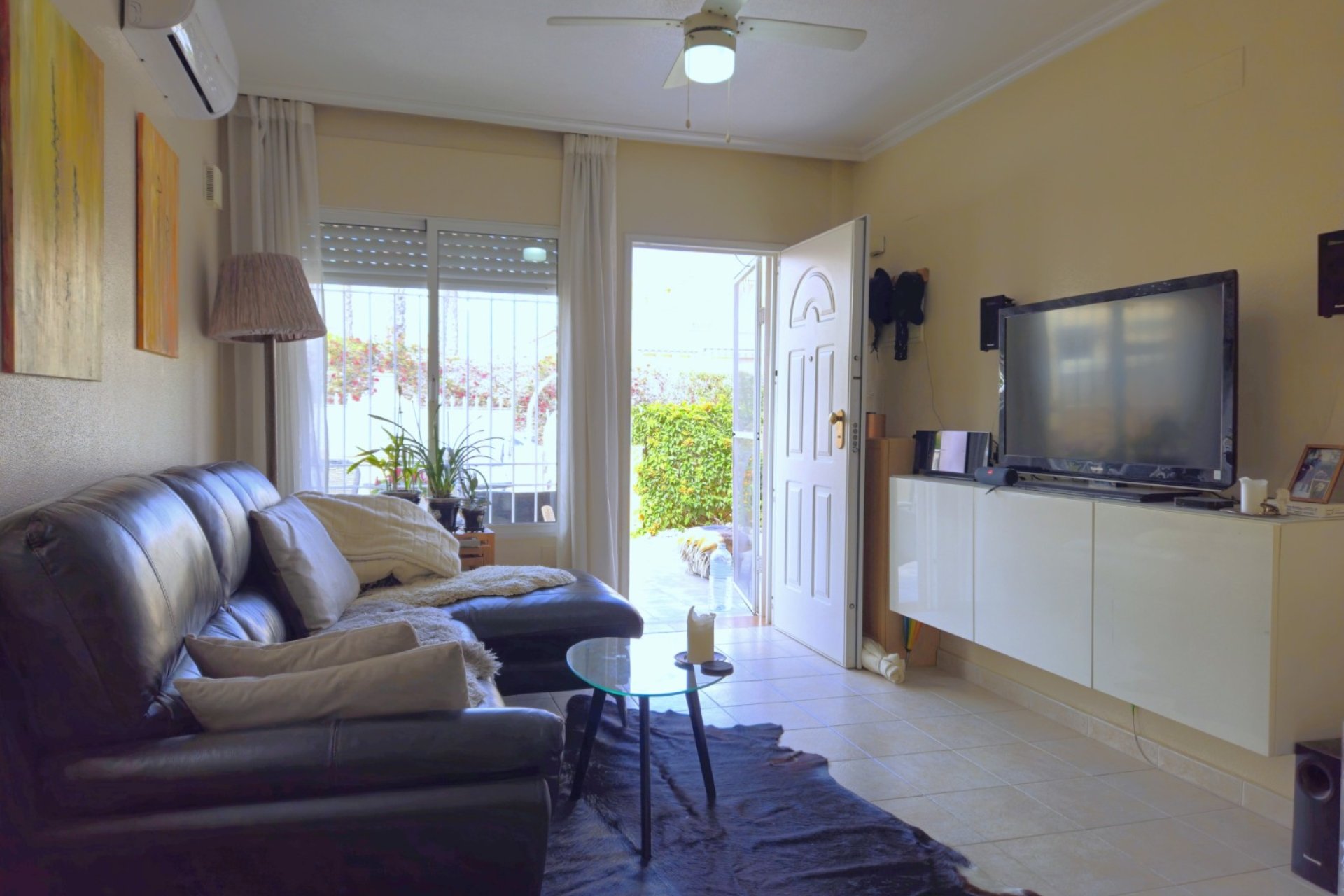 Resale - Villa -
Orihuela Costa - Villamartin