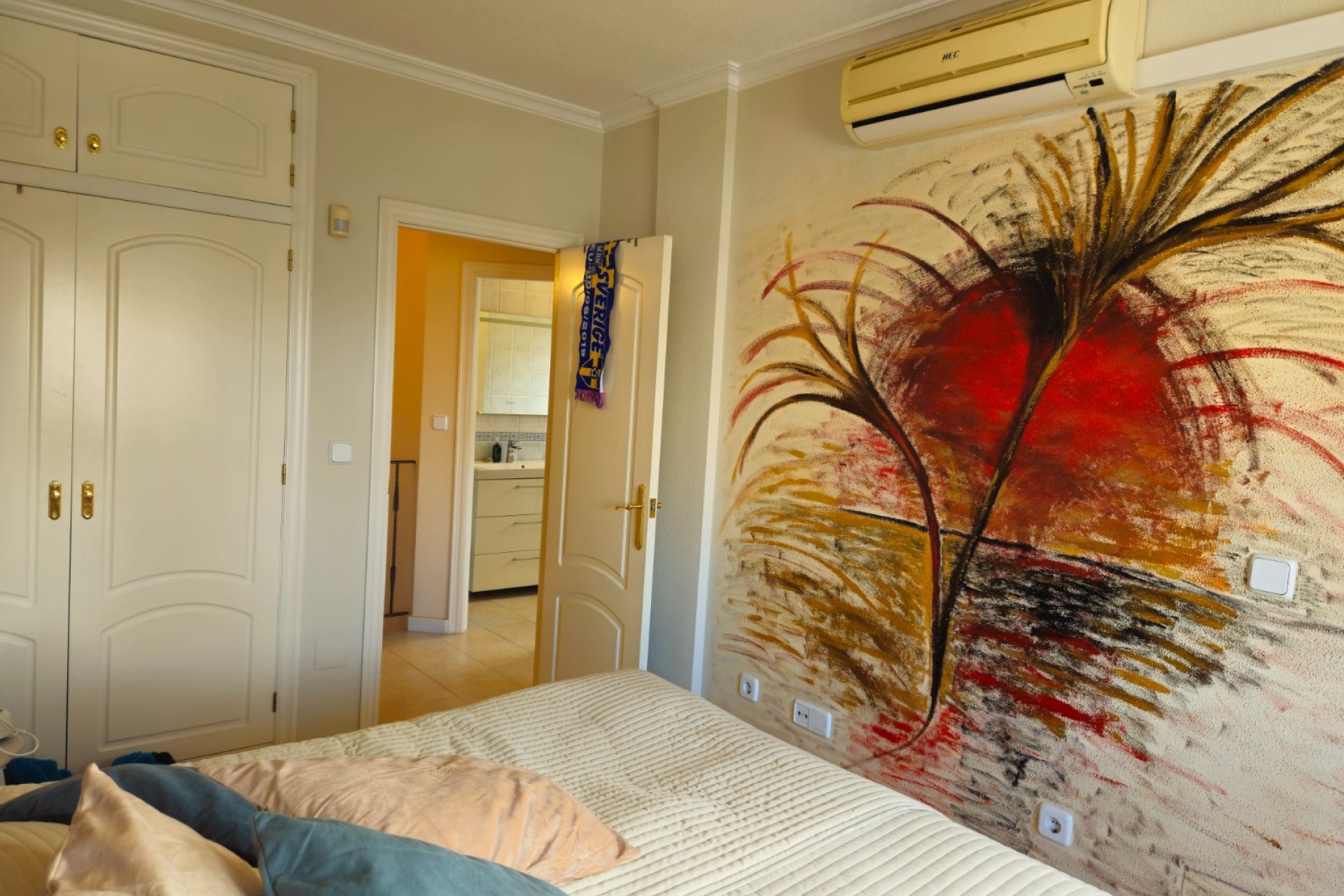 Resale - Villa -
Orihuela Costa - Villamartin