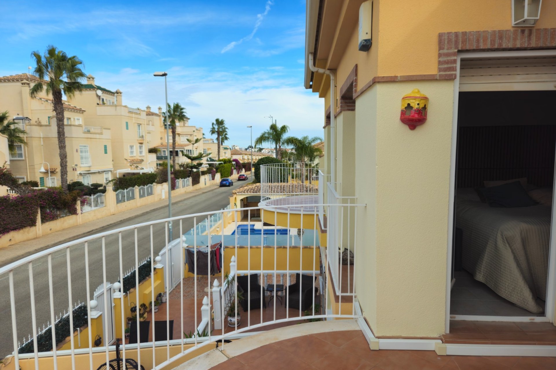 Resale - Villa -
Orihuela Costa - Villamartin