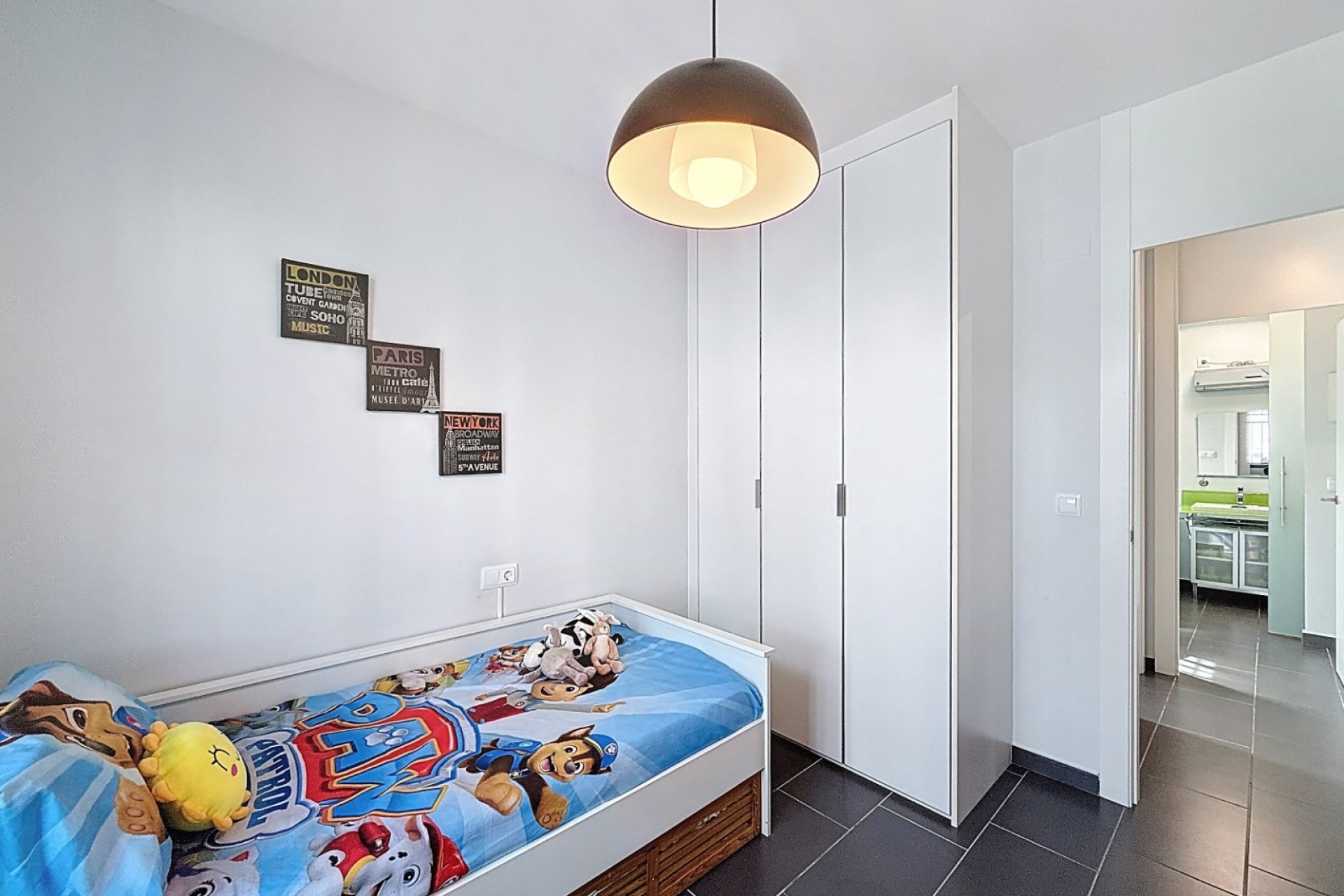 Resale - Villa -
Orihuela Costa - Villamartin