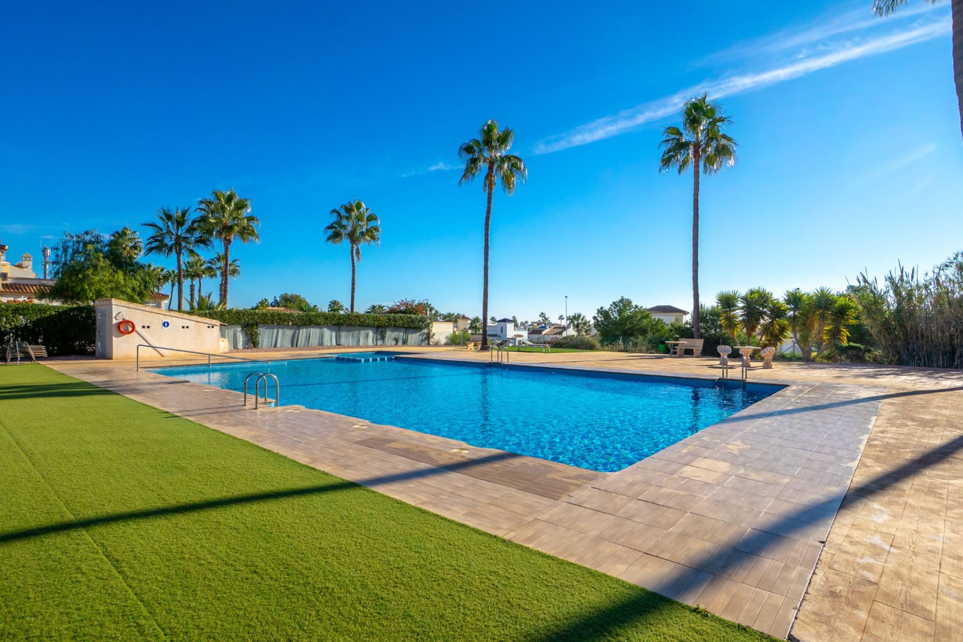 Resale - Villa -
Orihuela Costa - Villamartin